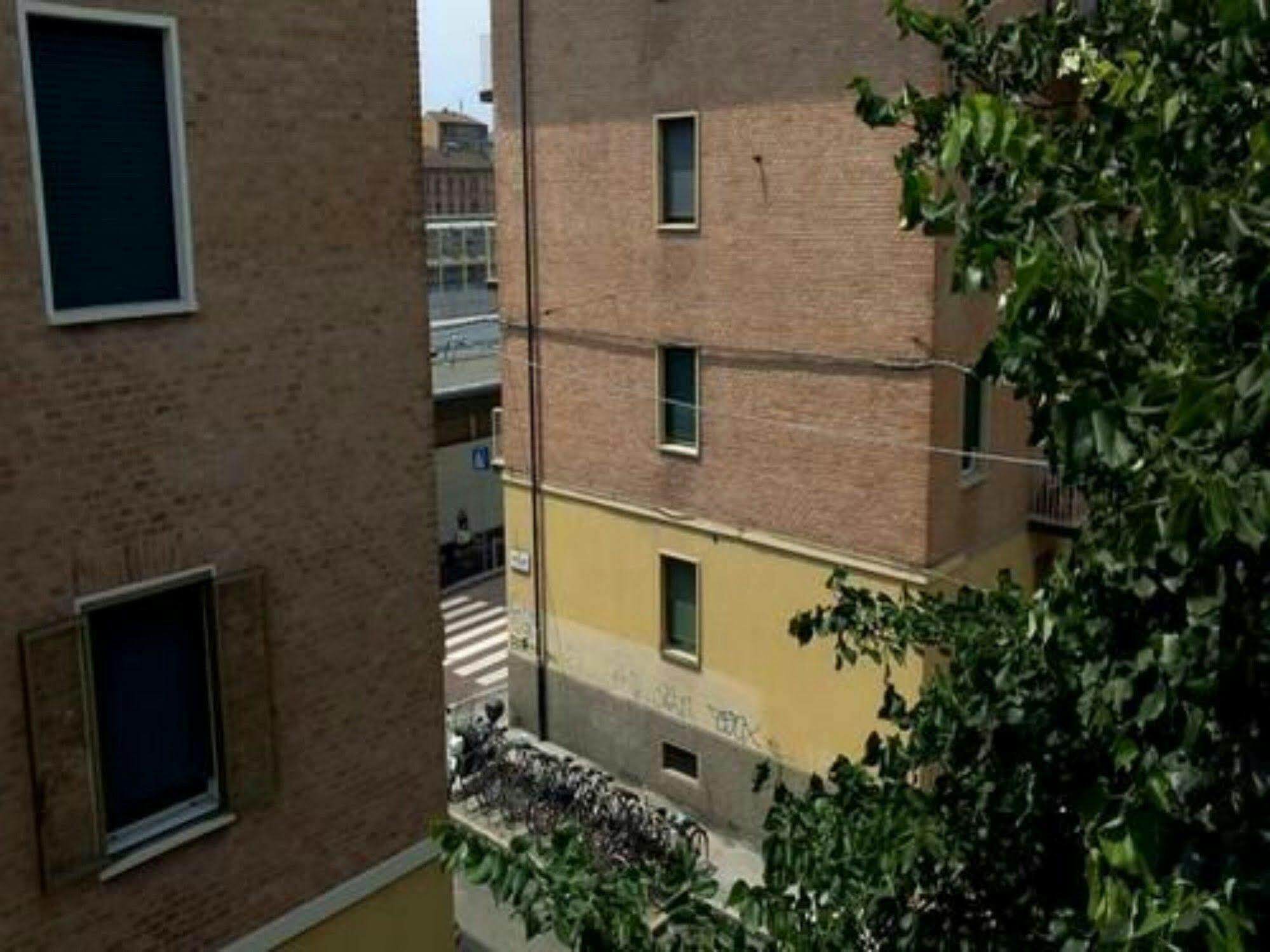 Bed and Breakfast Stazione Centrale Bologna Exterior foto